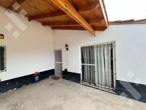 Casa en Venta en Plottier, USD 125.000