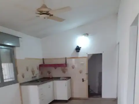 ALBERDI 2505 CASA EN VENTA V.G.G