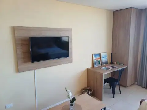 ESTUDIOS DE LA BAHIA, Bahia Gran 200