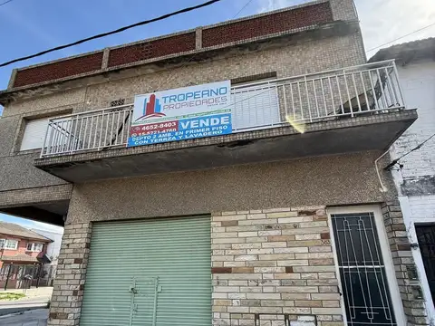 Departamento 2 Amb. Amplios En Venta, C/ Terraza Y Lavadero, La Tablada.