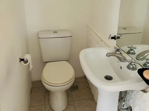 Depto Tipo Casa en Venta en Pilar Centro, USD 55.000