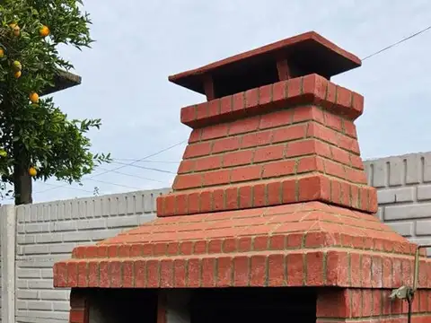 VENTA CASA DE 3 AMB EN FLORECIO VARELA