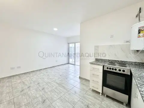 Depto Tipo Casa en Venta en Lomas de Zamora, USD 58.000
