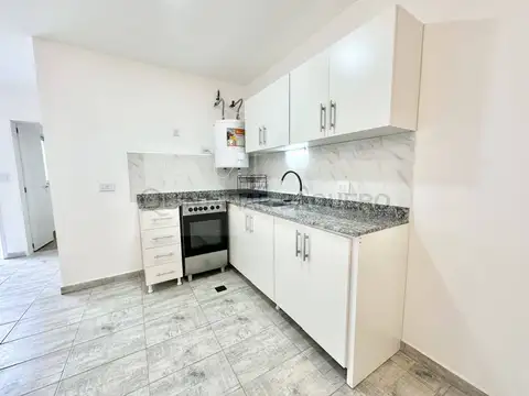 General Antonio Jose de Sucre 1900, Piso PB