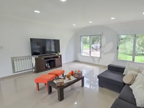 Casa 6 ambientes con 3 baños