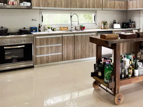 Casa en Venta en Estancia Las Malvinas, USD 230.000