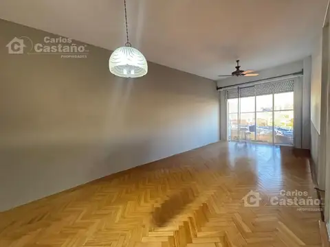 Depto. 3 Amb. con Vista Abierta Sobre Av. Maipú