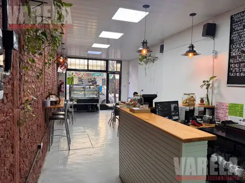 ALBERTI  al 300 FONDO DE COMERCIO . CAFETERIA