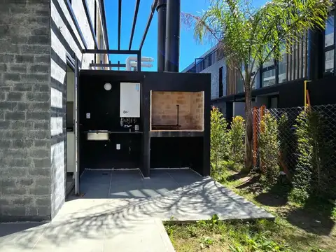 Depto Tipo Casa en Venta 1 año