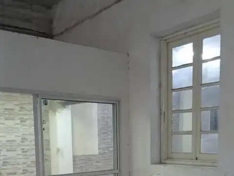 Galpon en Alquiler en Chacarita, $ 4.000.000