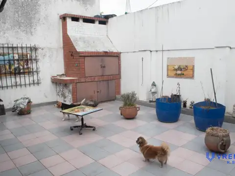 Depto Tipo Casa en Venta 40 años
