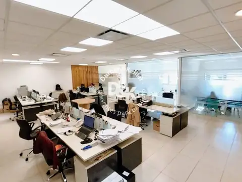 Oficina en alquiler en Lomas de San Isidro