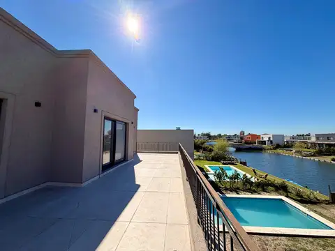 Laguna Grande - Villanueva 100