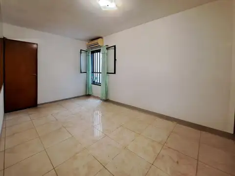 VENTA | PERMUTA - Departamento de 2 dormitorios - España y Hospitales, Rosario.