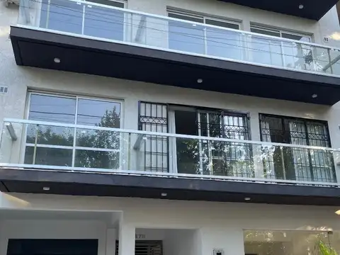 Departamento  a estrenar 2 amb c/cochera   buena Ubicación 