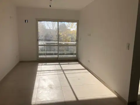 Departamento en Venta en Adrogue, USD 105.000