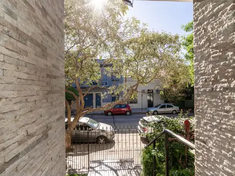 Venta casa Parque Chas c/cochera, balcón y terraza