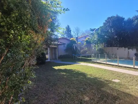 Casa en Venta en Adrogue, USD 289.000