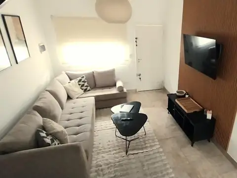 Depto Tipo Casa en Alquiler de 2 dormitorios