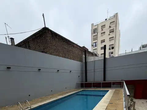 Alquiler de 2 Amb al frente con balcón 