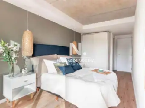 Venta moderno apto de 2 dormitorios con excelente ubicación