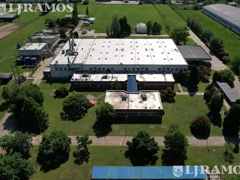 Depósito en Parque Industrial Pilar