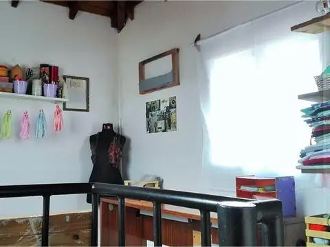 CASA DE 3 AMBIENTES CON QUINCHO Y TERRAZA EN 2 DO PISO