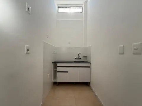 ALQUILER CASA 1 DORMITORIO CARRASCO NORTE