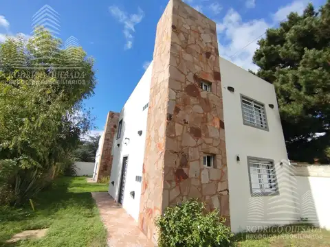 Excelente Duplex en zona El Pinar- La Lucila de Mar!!
