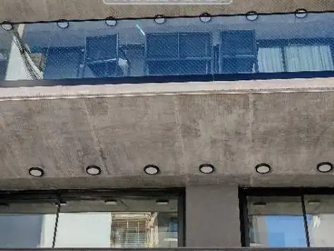 VENTA CON RENTA  DEPTO 4 AMB VILLA LURO CON PARRILLA EN EL BALCON