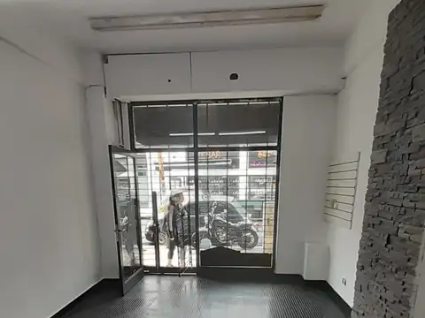 Local en Alquiler en Villa del Parque, $ 1.800.000