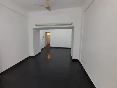 Local en Alquiler en Villa del Parque, $ 1.800.000