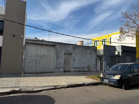 Excelente lote a mts. Av. Juan B. Alberdi
