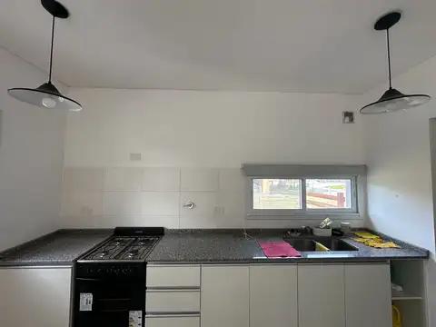 Casa en Alquiler al Oeste