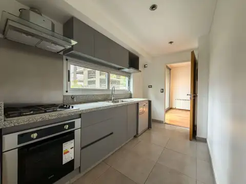 Departamento 4 ambientes con 2 baños