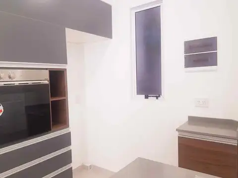 Depto Tipo Casa en Venta en Flores, USD 184.900