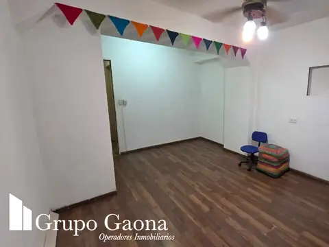 Oficina en Alquiler 50 años