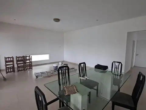 Casa en Alquiler en El Cantón, USD 1.300