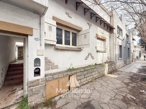 Depto Tipo Casa en Venta 70 años