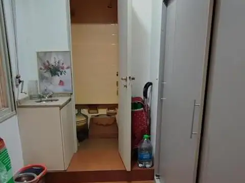 Departamento Semipiso 4 Ambientes con dep. Baulera. Guarda Coche. Colegiales