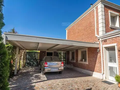 Casa en Venta en Pilar del Este - Los Jazmines, USD 260.000