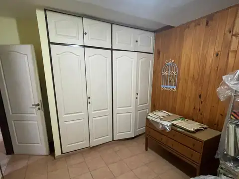 San Pedro 900, Piso 1