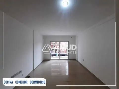 Departamento en Alquiler en Macrocentro, $ 420.000