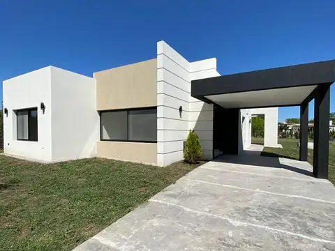 VENTA CASA PERMUTA  LOTE CENTRAL ALTOS DE MANZANAR