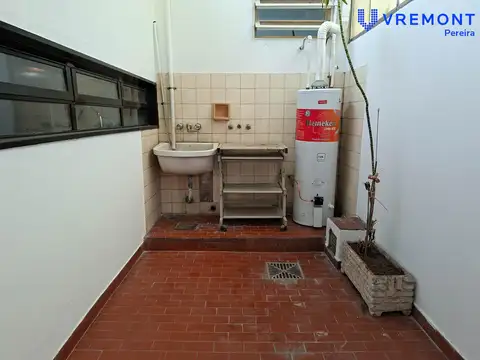 Depto Tipo Casa en Alquiler 40 años