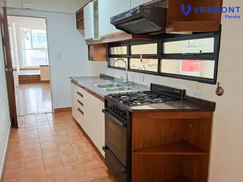 Depto Tipo Casa en Alquiler con 1 cocheras