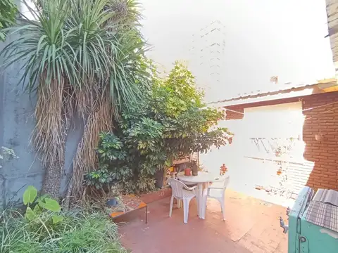 PH en Olivos en Venta de 3 Ambientes con Patio, Parrilla, Lavadero, Galpón y Escritorio