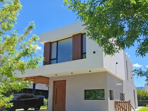 Casa En Alquiler Puertos Araucarias