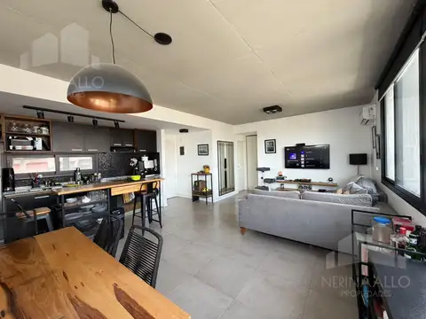 VENTA DEPARTAMENTO 2 AMBIENTES CON COCHERA EN CASTELAR NORTE