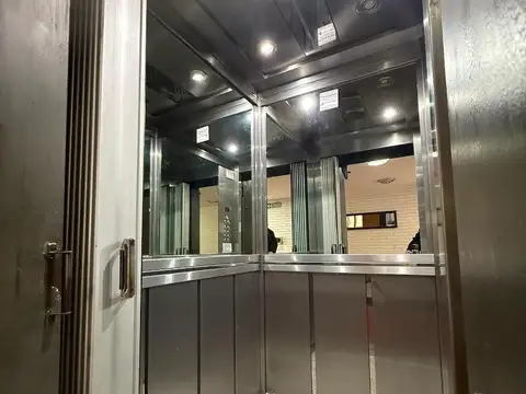 Oficina en Alquiler en Lomas de Zamora, $ 380.000
